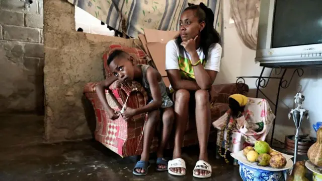 Muchas familias cubanas tienen dificultades para cubrir sus necesidades básicas.