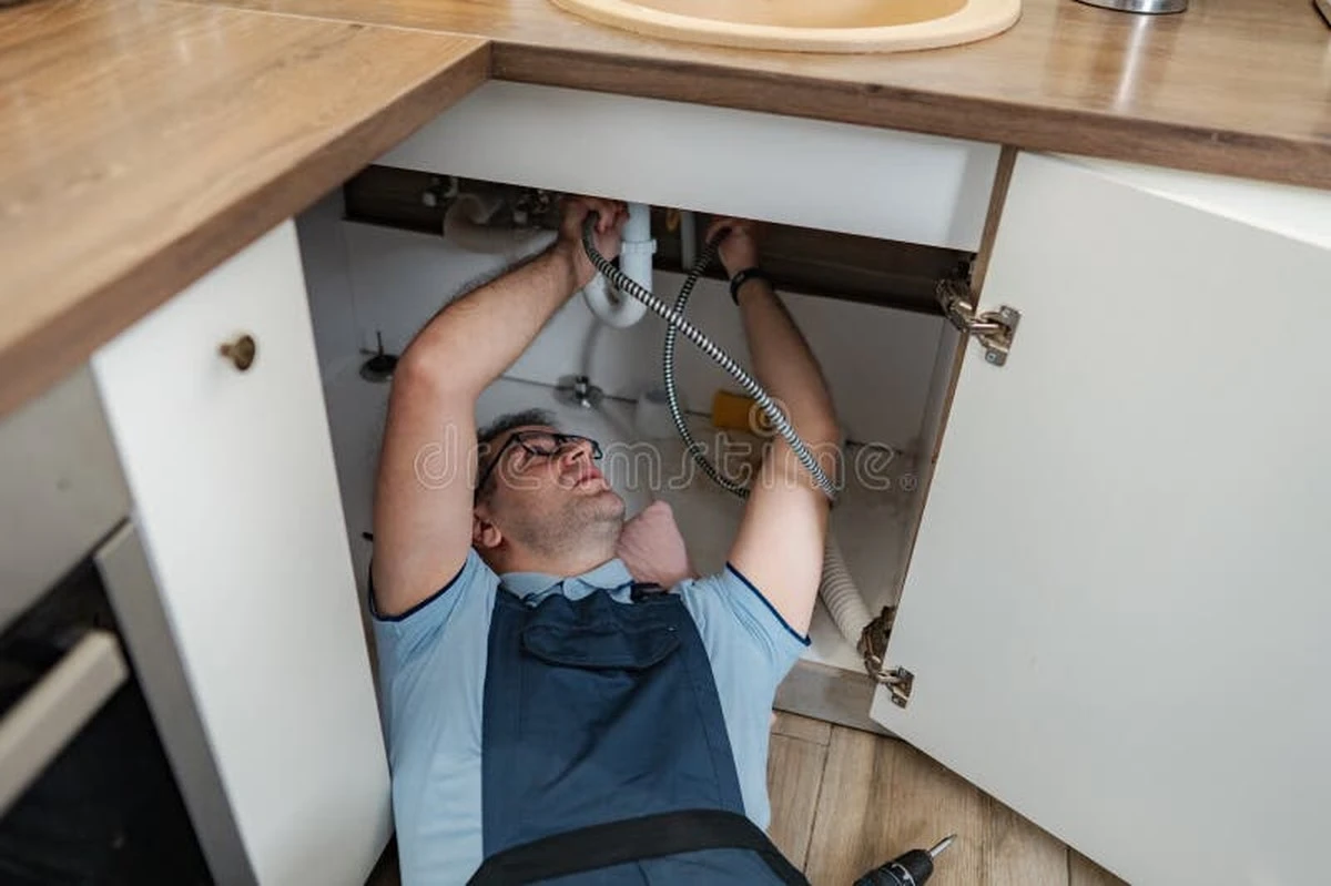 Ahorra 70% reparando con Todd Perschke y Chapel Handyman Services en 2026 - image 1