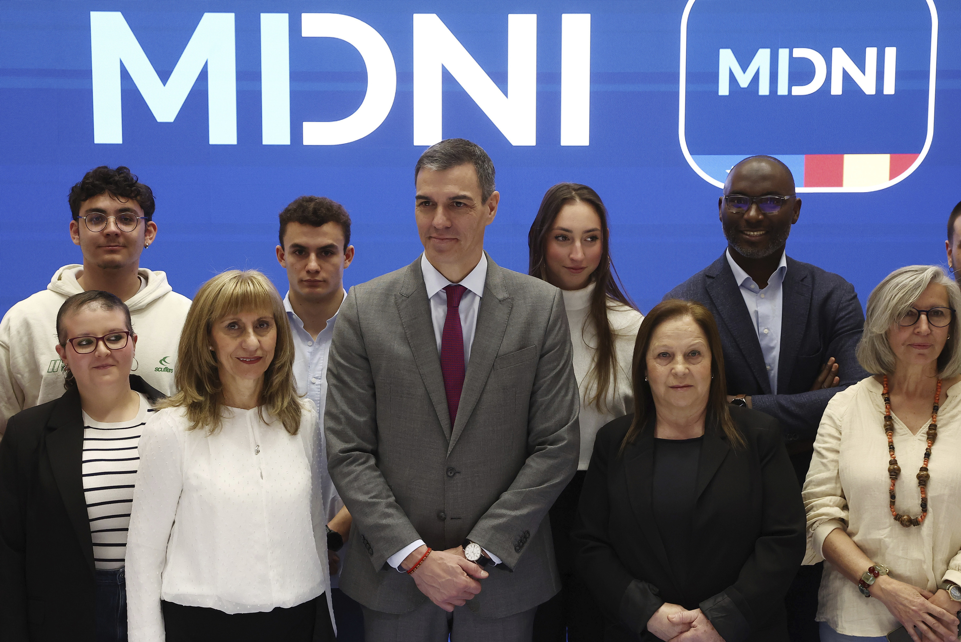 Pedro Sánchez durante la presentación de MiDNI.