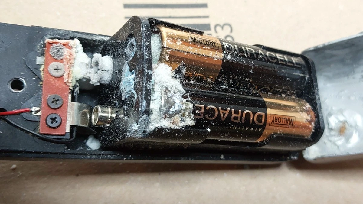 Batería alcalina en 2026: por qué dejé de comprar marcas baratas y uso Duracell - image 1