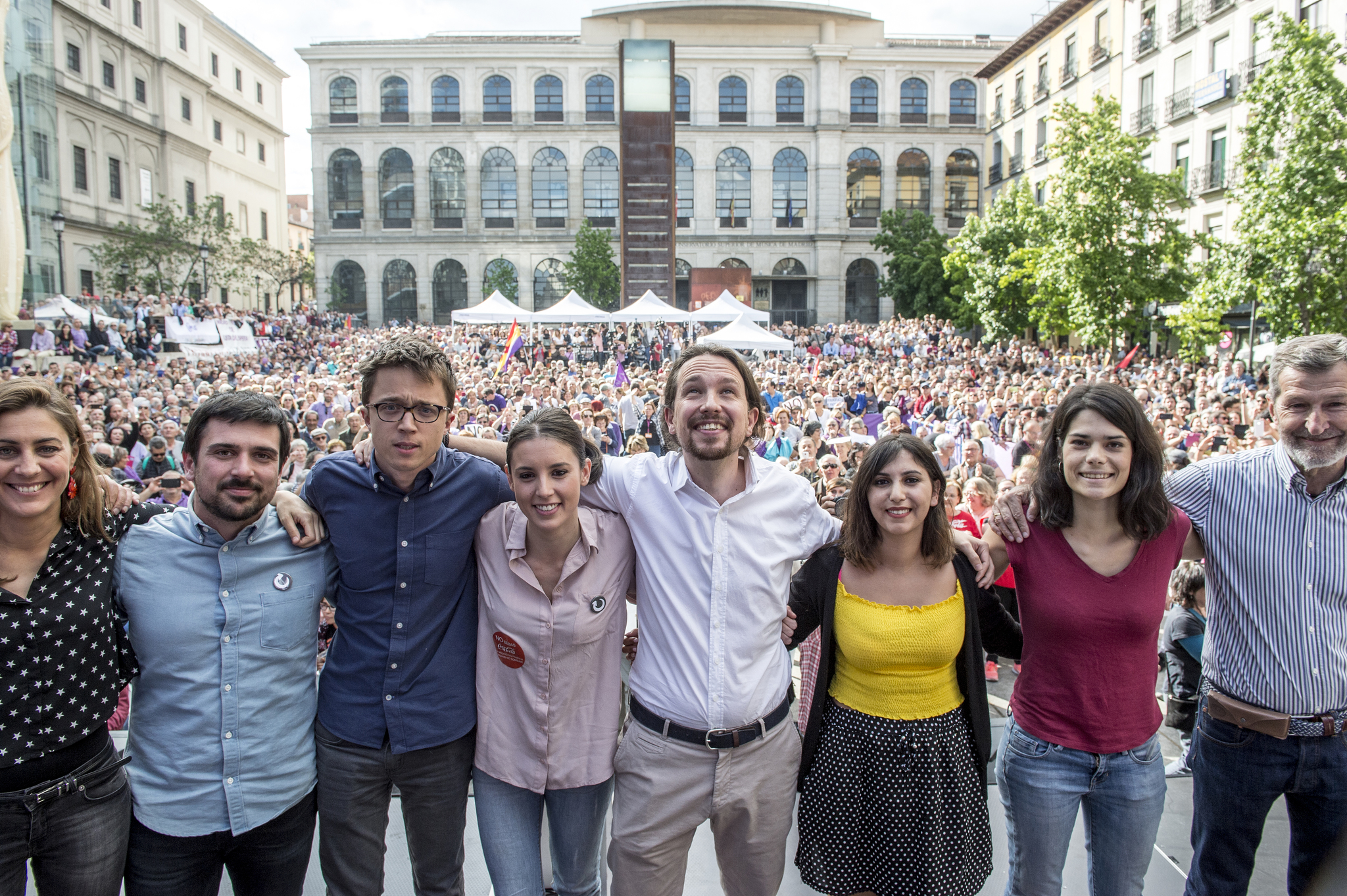 Pablo Iglesias y Dina Bousselham en 2017.