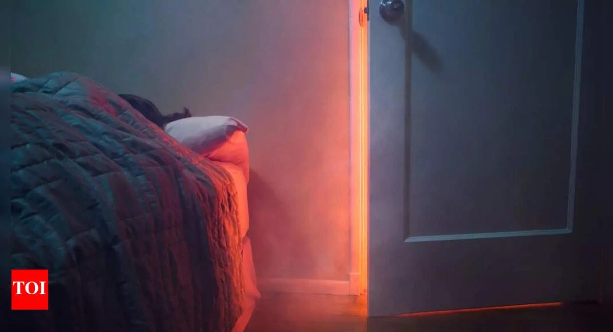 Cerrar la puerta de la habitación mejora el sueño y te salva del fuego - image 1