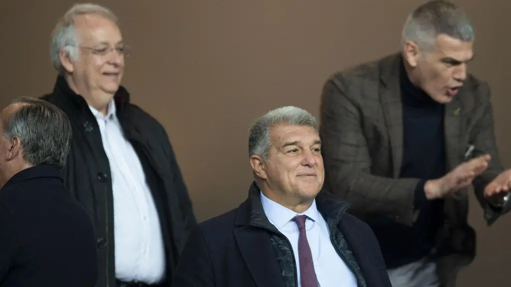 Alejandro Echevarría, junto con Laporta y Enric Masip.