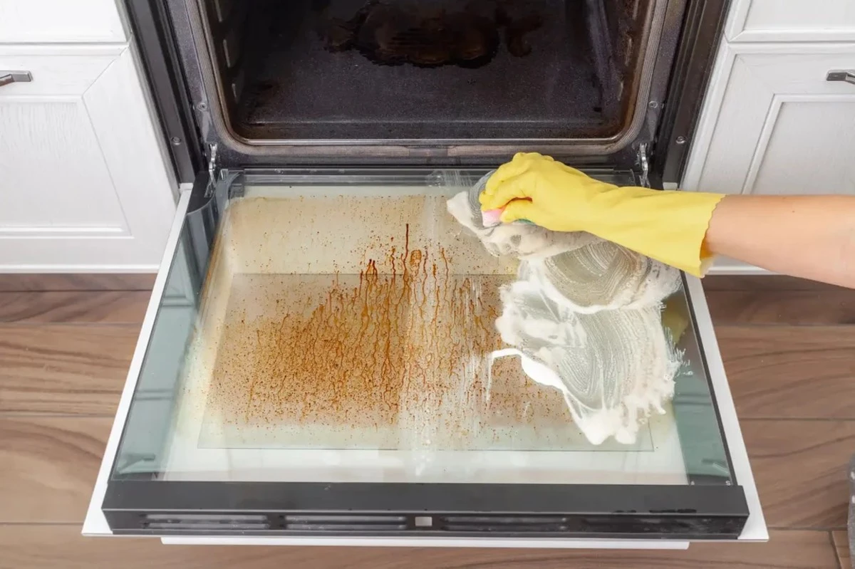 Deja de limpiar grasa de los muebles: este truco de 5 minutos te ahorrará horas - image 1