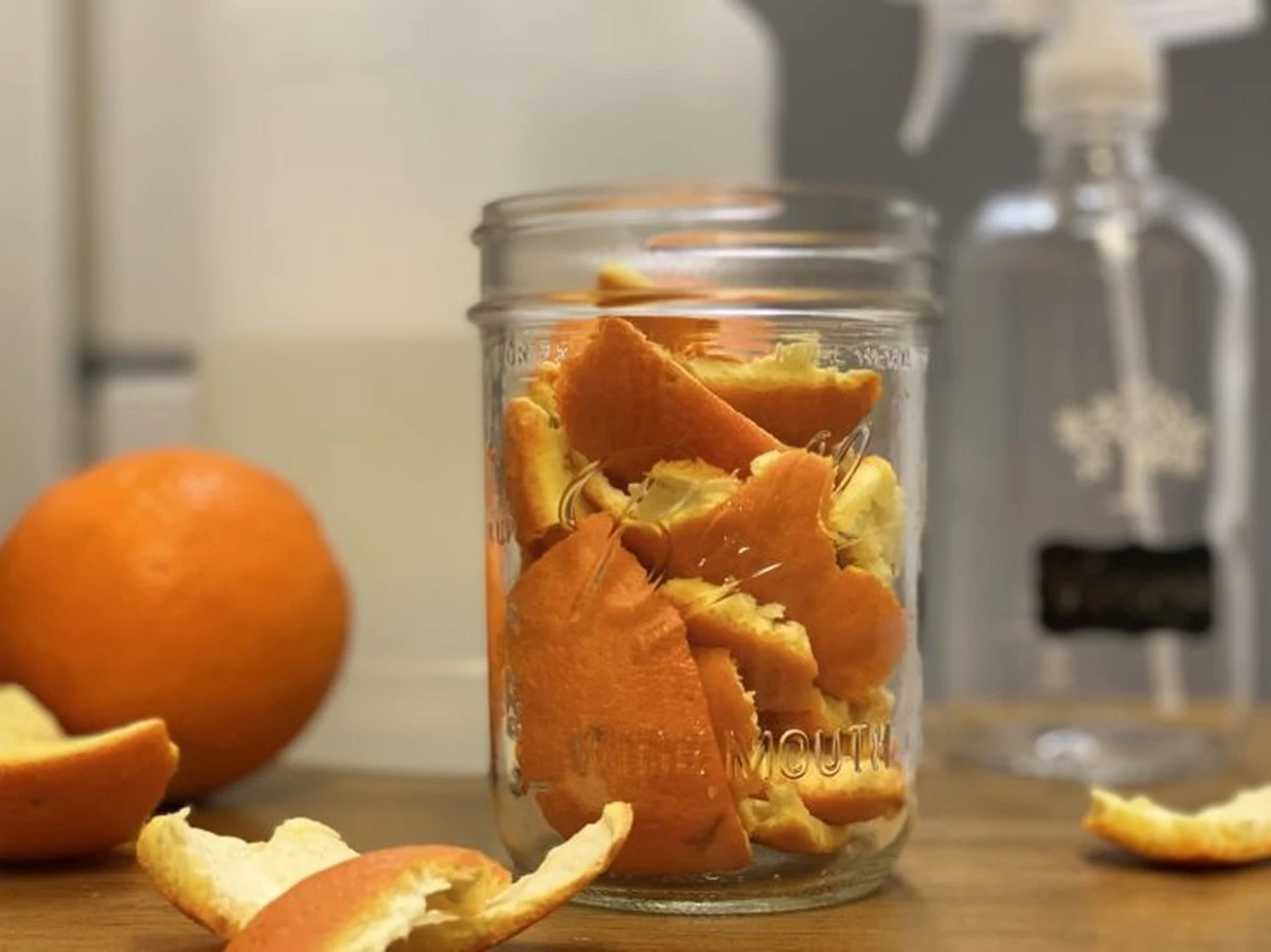 Descubre el secreto de la cáscara de mandarina y el bicarbonato para una limpieza casera revolucionaria - image 1