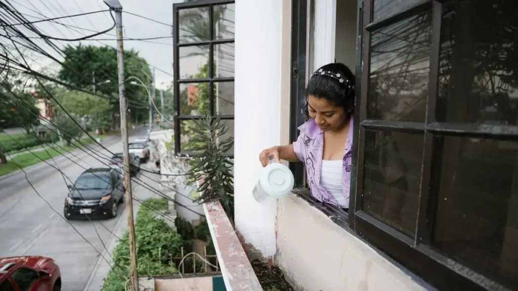 Día de las Trabajadoras del Hogar en Ecuador: el error que pone en riesgo tu jubilación