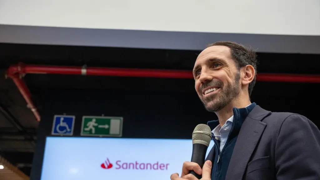 Juanfran Torres, durante la presentación de la decimocuarta edición del Campus de Vicente del Bosque.
