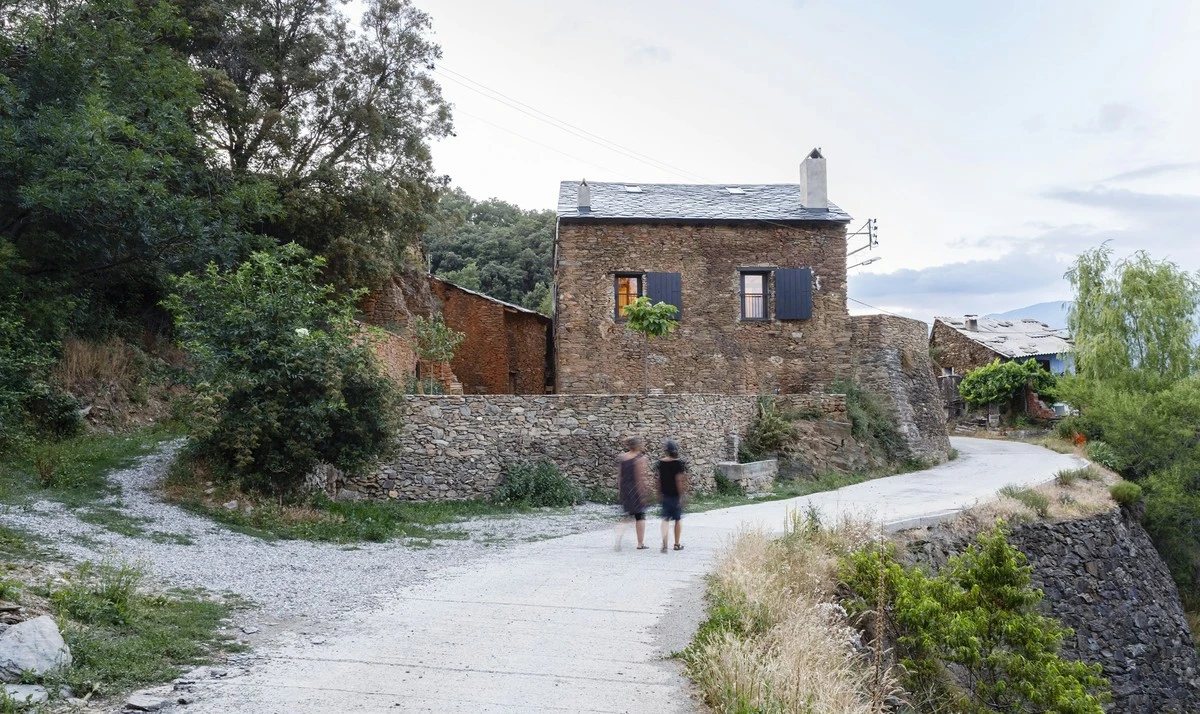 El secreto de Montse Miró en Puigpelat: cómo restaurar un almacén con ayudas - image 1
