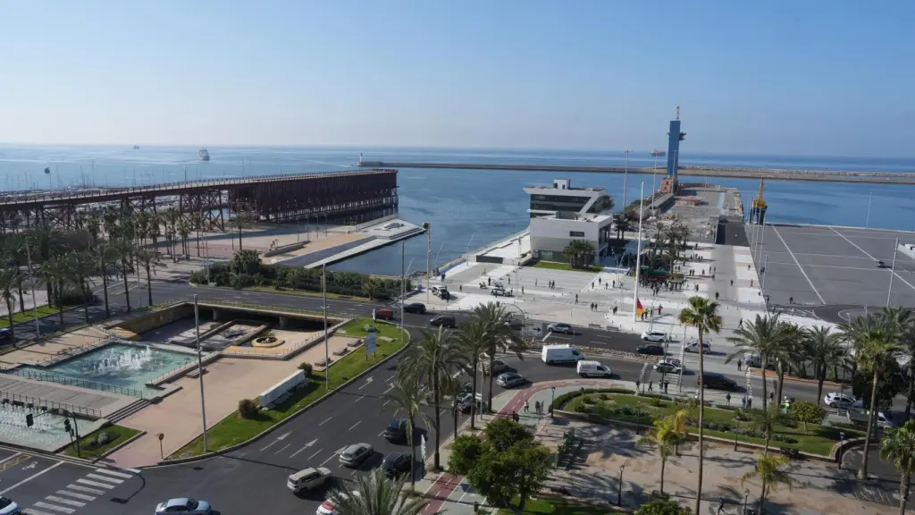 La zona de Puerto de Almería recién inaugurada.