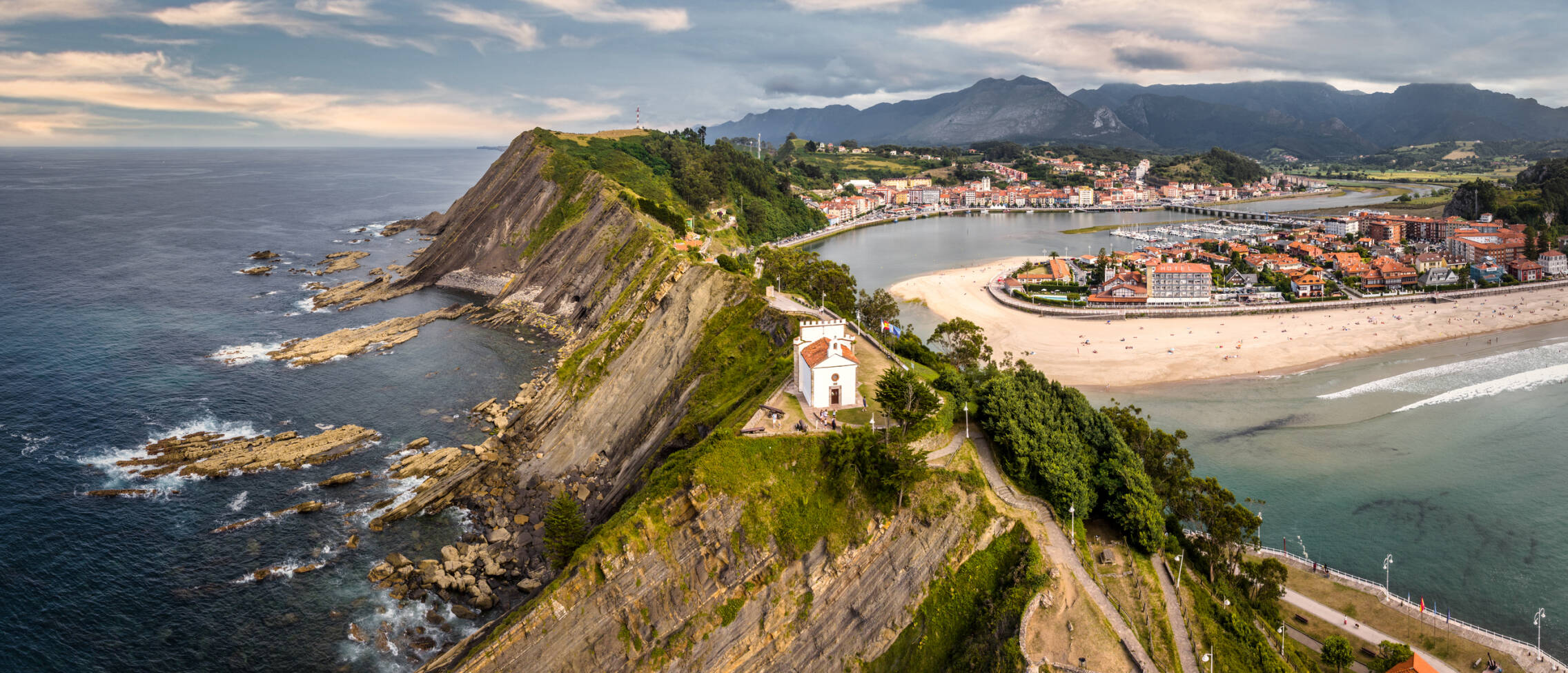Foto: Playa de Ribadesella (Fuente: iStock)