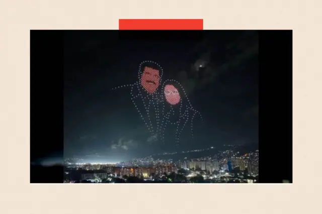 Un espectáculo de drones en Caracas, en el que se hicieron mensajes referentes a Nicolás Maduro y Cilia Flores