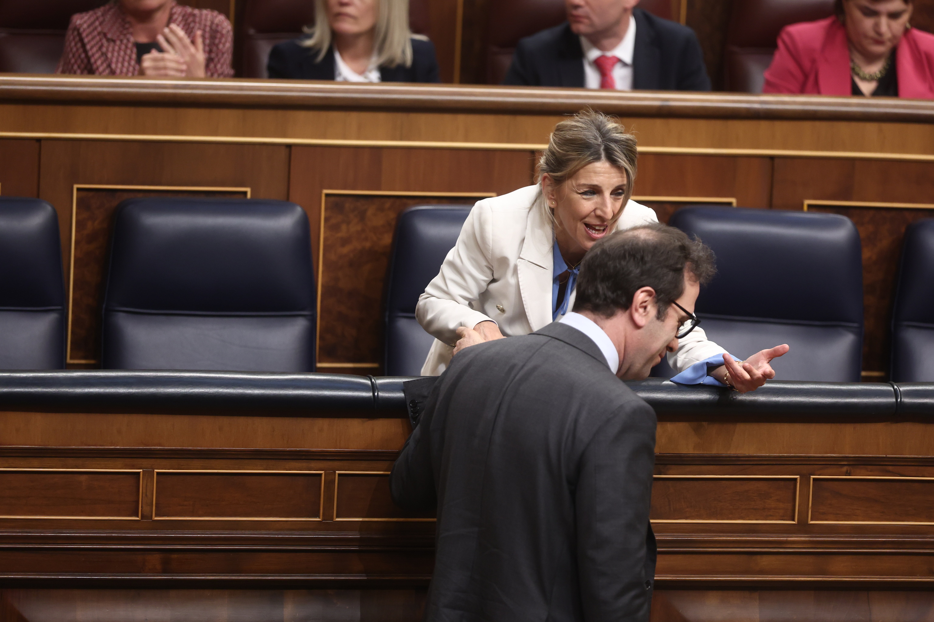Yolanda Díaz y Carlos Cuerpo, en una imagen en el Congreso.