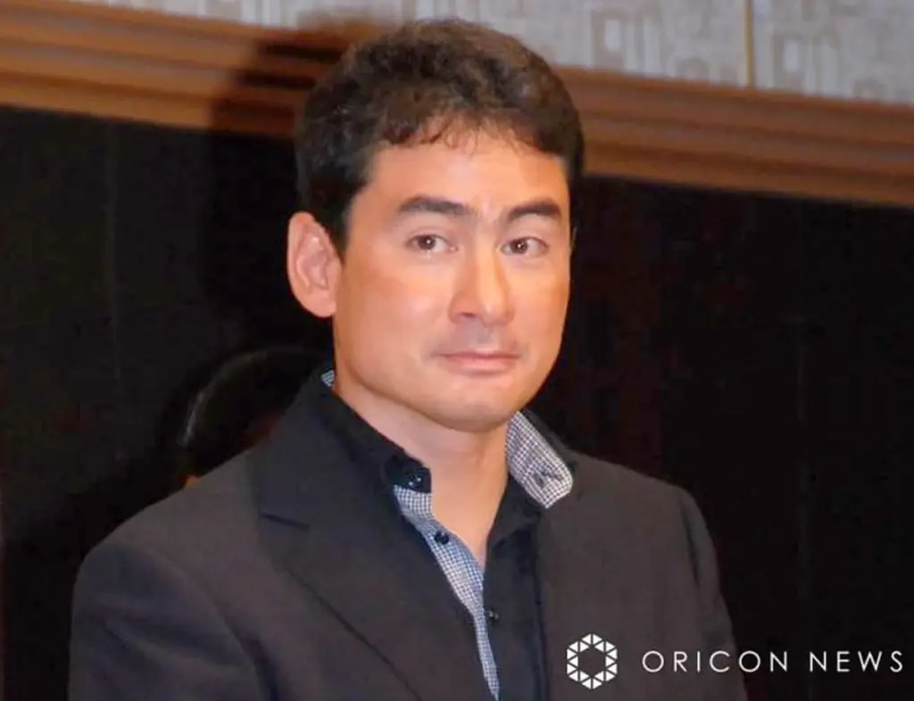 Miki Oka arrasa en Instagram: el truco para que su jardín soporte el calor