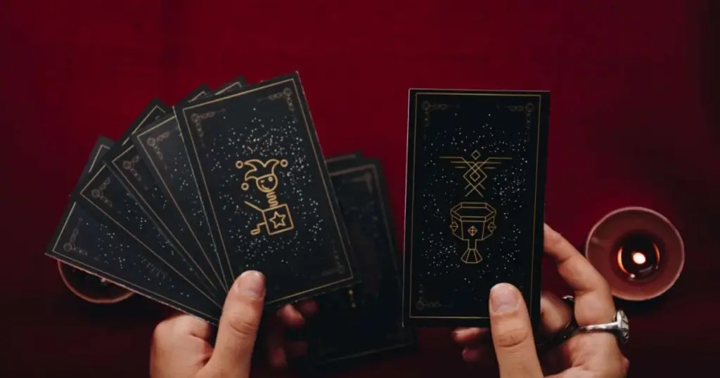 Tarot del día: Sabias predicciones para los 12 signos el 02/03/2026