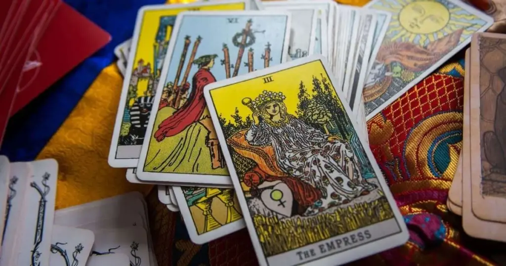 Tarot del día: Tu horóscopo para el 9 de marzo de 2026