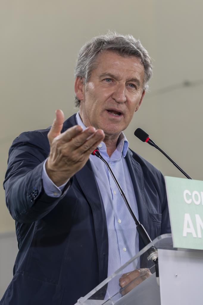 Alberto Núñez Feijóo, el miércoles, en un acto del PP en Lepe (Huelva).