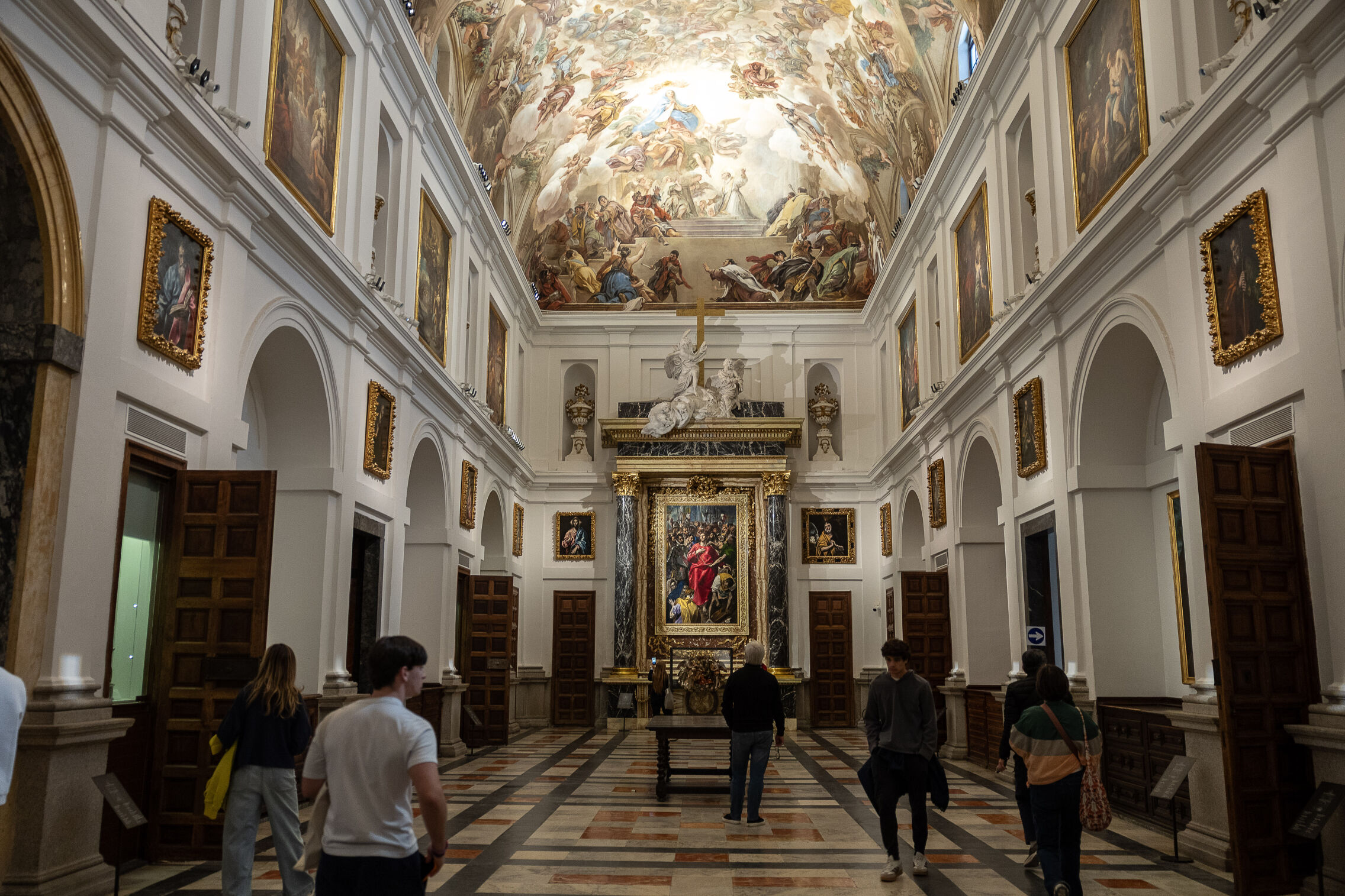 Foto: El interior de la catedral de Toledo. (EFE/Ismael Herrero)