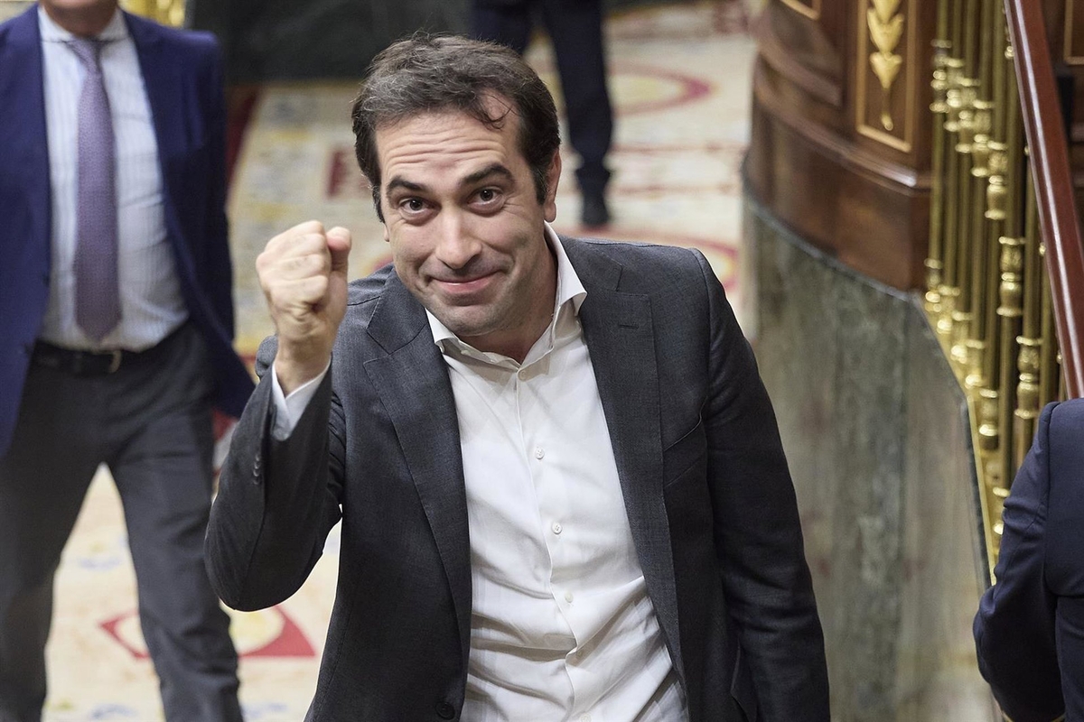 El ministro de Economía, Comercio y Empresa, Carlos Cuerpo. (Jesús Hellín - Europa Press)