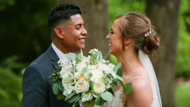 Janie y Alejandro Pérez el día de su boda en Misuri, Estados Unidos.