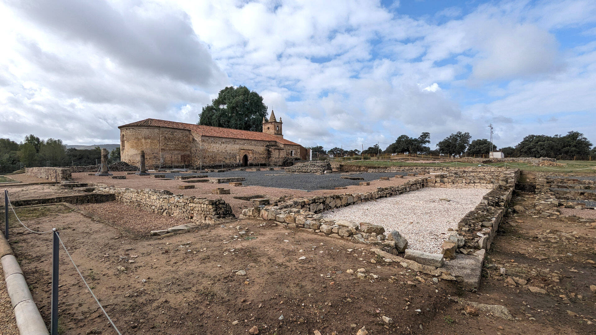 Foto: La única ciudad romana visitable en Huelva se encuentra dentro de este Parque Natural. (Ayuntamiento de Aroche)