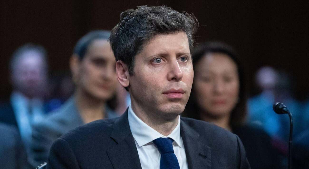 Sam Altman, el "villano desconocido" al volante de la IA: nuestro futuro está en sus manos y la industria lo teme