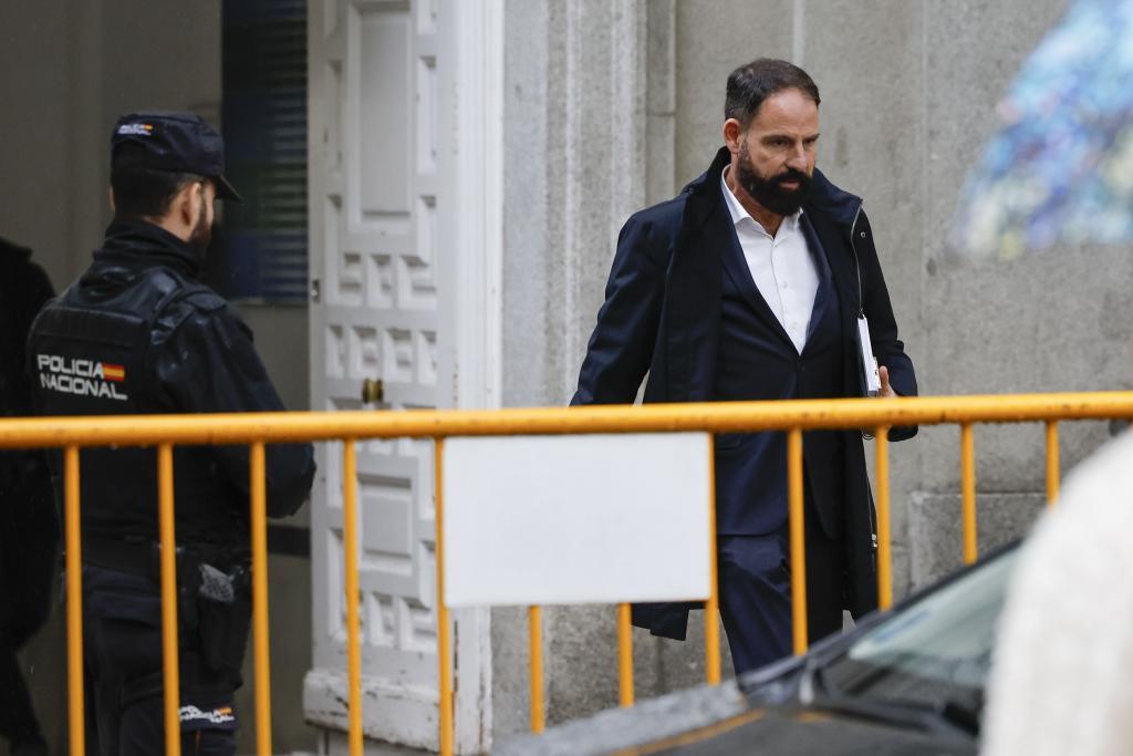 Mariano Moreno Pavón, ex gerente del PSOE, este miércoles, a su salida del Tribunal Supremo.