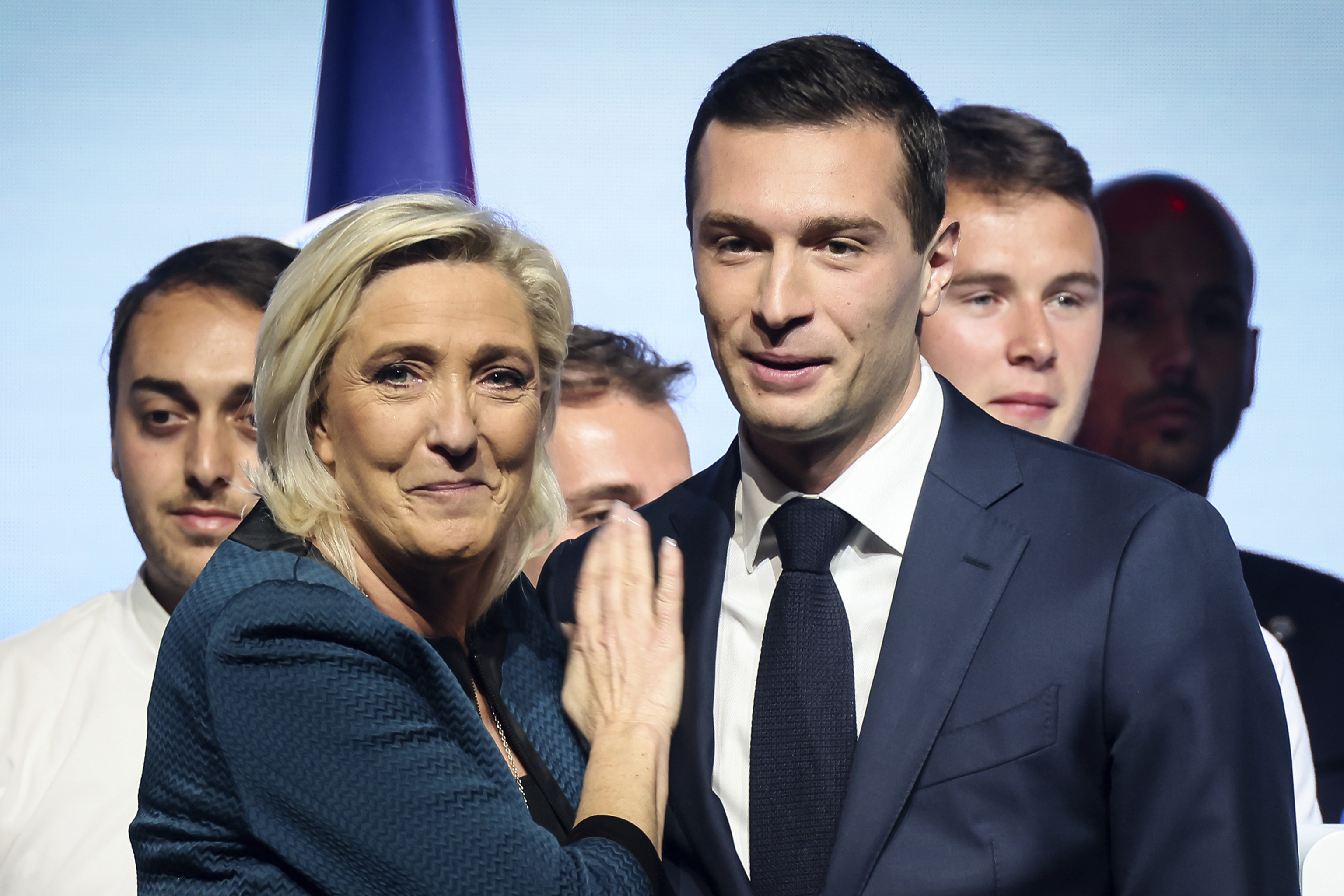 La líder del partido Agrupación Nacional, Marine Le Pen, y su presidente, Jordan Bardella.