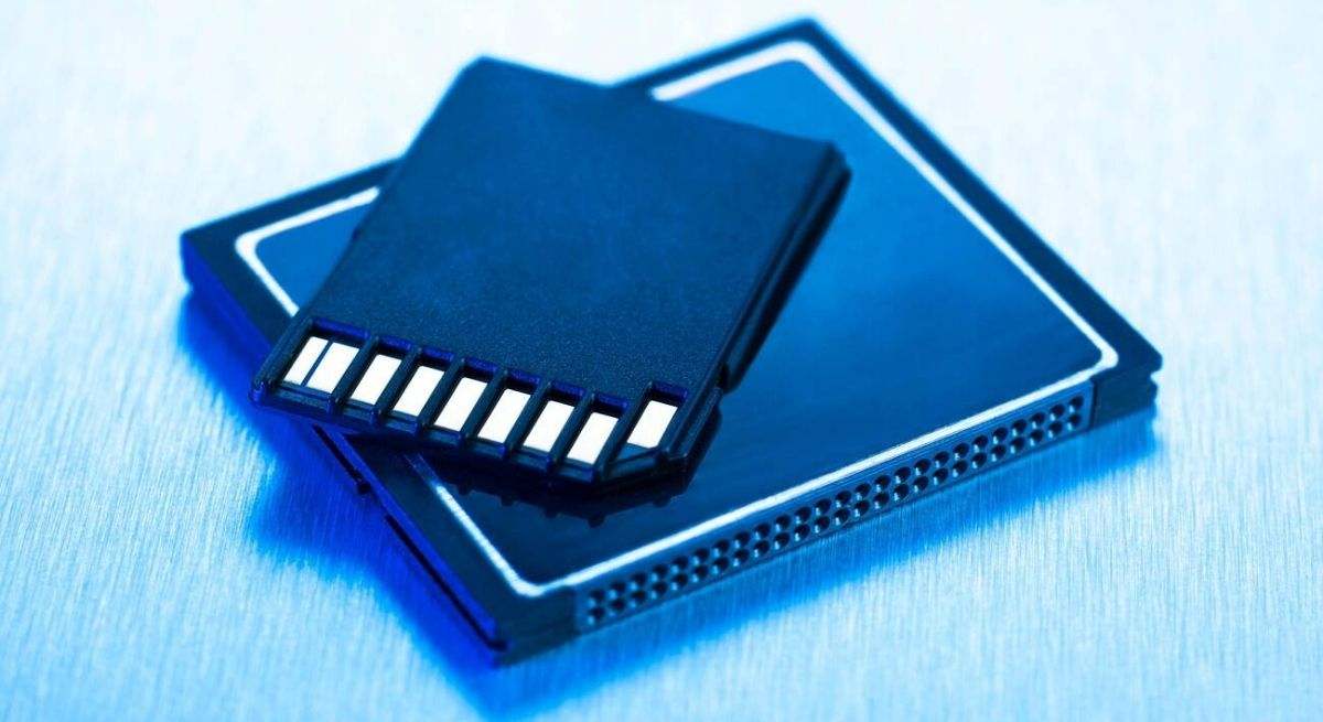 Quien tiene una tarjeta de memoria tiene un tesoro: Sony suspende su venta en Japón por la la crisis de escasez de semiconductores