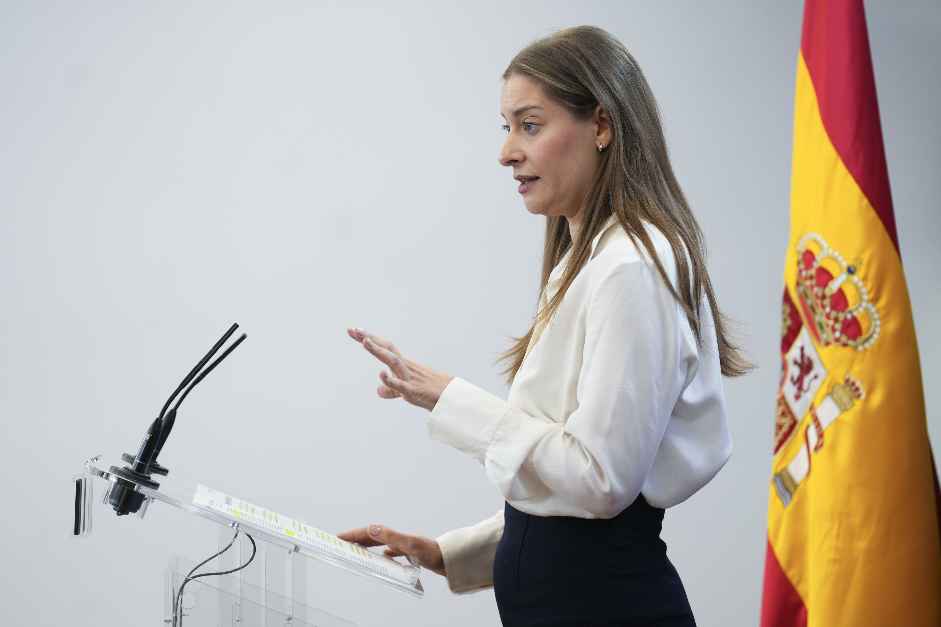 La portavoz del PP en el Congreso, Ester Muñoz, en una rueda de prensa.