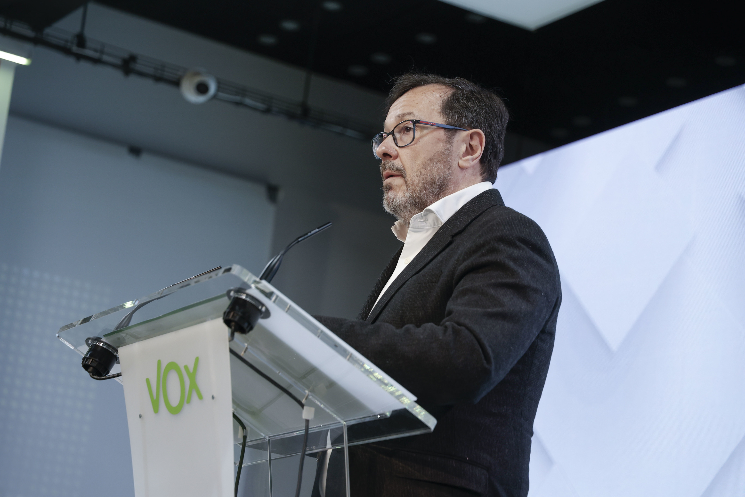 El portavoz nacional de Vox, José Antonio Fúster, en la sede del partido