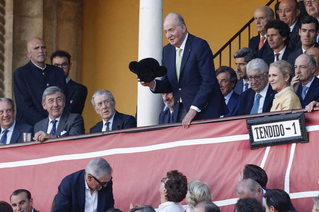 El Rey Juan Carlos, el domingo, en la plaza de toros de La Maestranza de Sevilla.