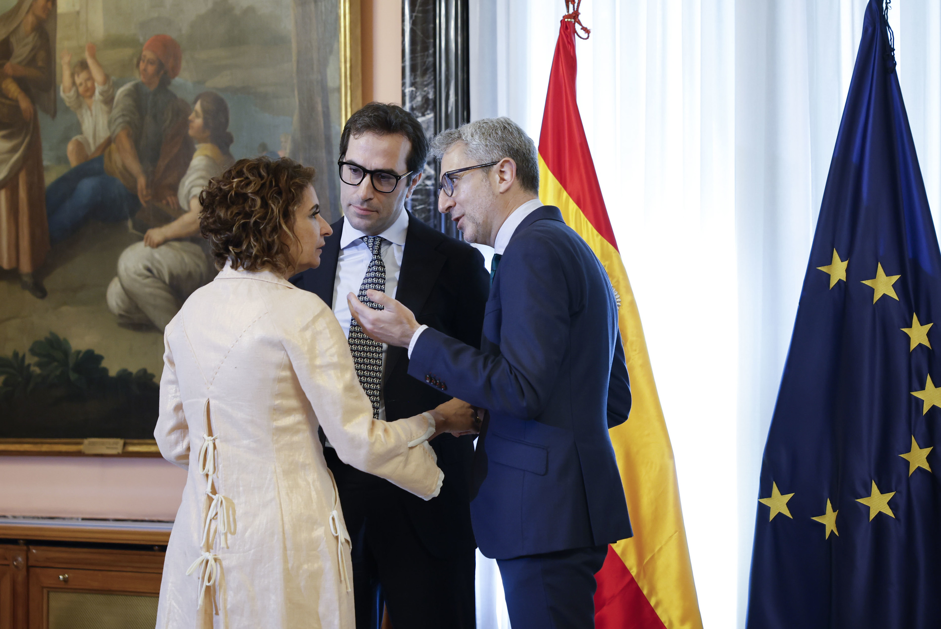 Montero, Cuerpo y España.