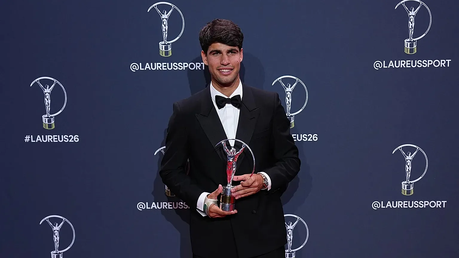 Carlos Alcaraz poses with his Laureus World Sportsman of the Year award in Madrid, 20 April, 2026