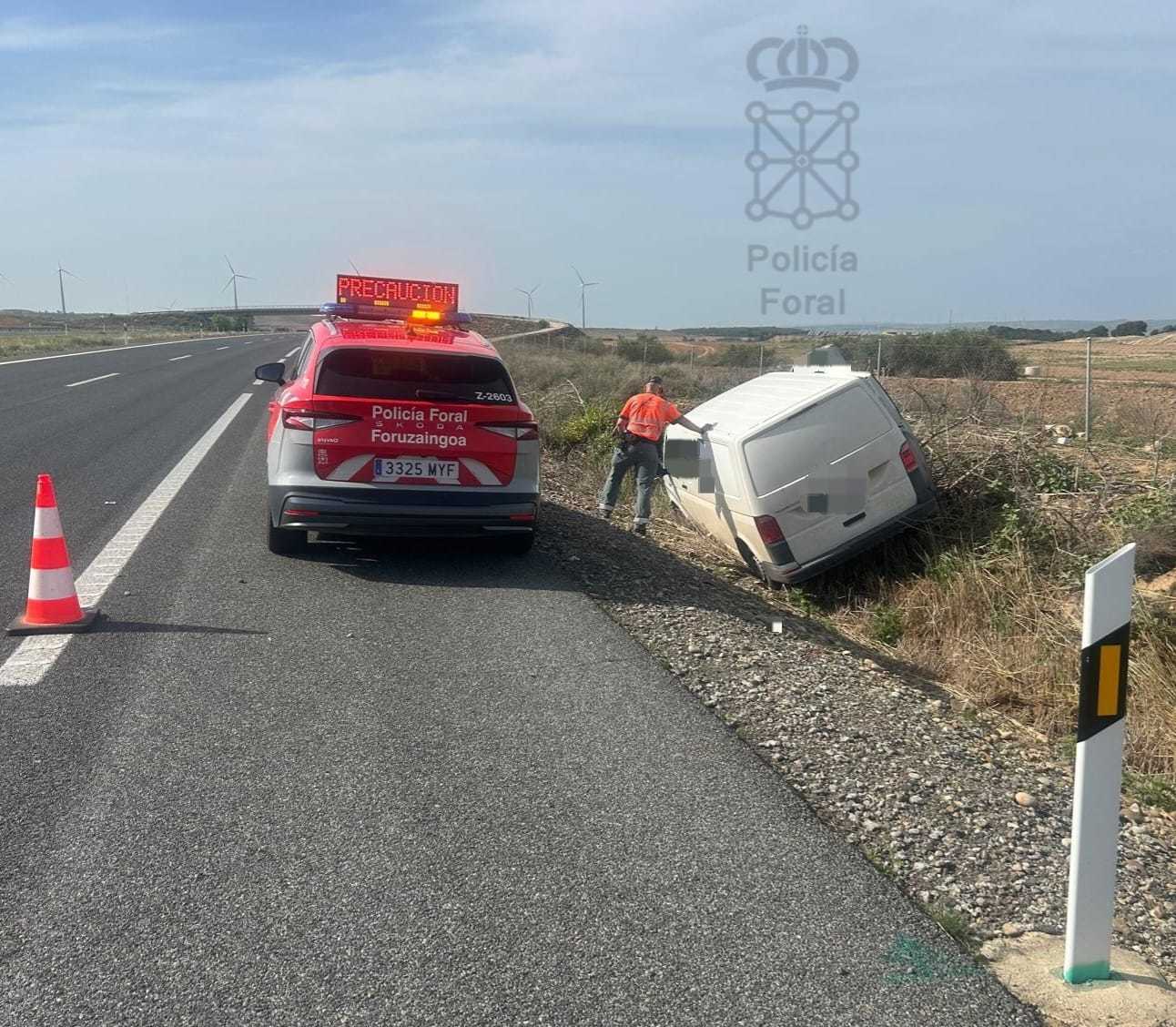 El coche accidentado en la AP-68