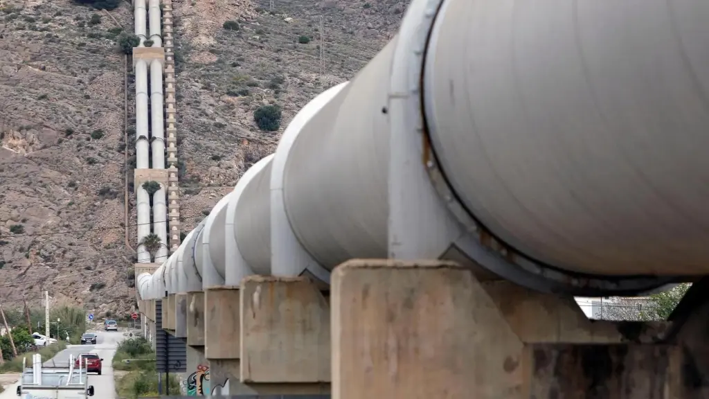 Tuberías que transportan el agua del trasvase Tajo-Segura. EFE