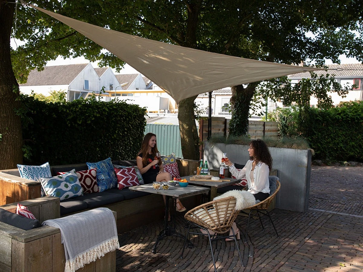 Adiós a la pérgola: el truco para enfriar tu jardín 10 grados con estas Velas de sombra (Toldo vela) - image 1