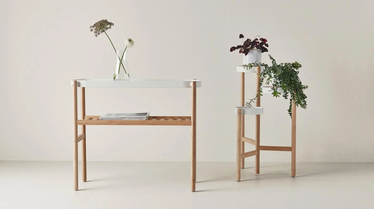 Adiós al desorden en tu terraza: el Soporte para plantas Askholmen de IKEA que ahorra espacio - image 1