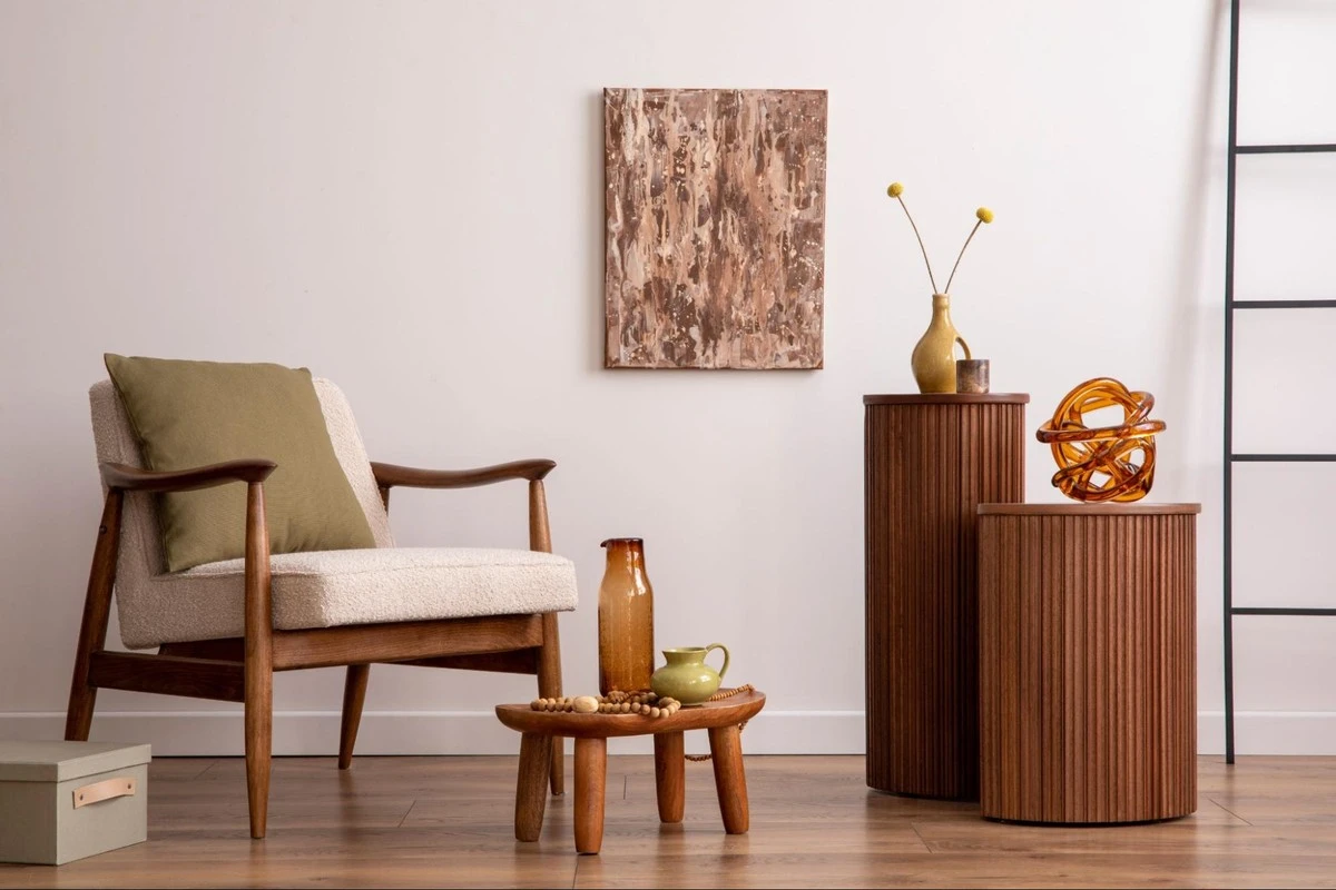Adiós a los muebles desechables: el truco de Casa Ocre Mobiliário y Andrea Brito para un salón de lujo - image 1