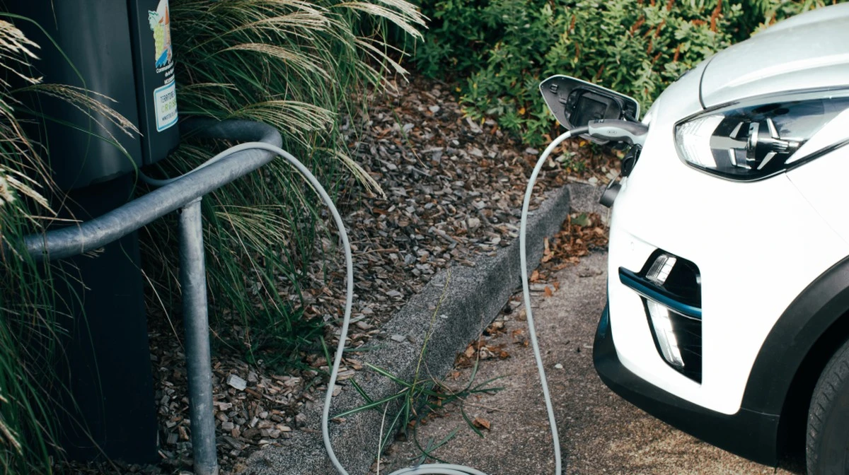 Aire acondicionado de automóvil: el error que agota tu vehículo eléctrico (EV) - image 1