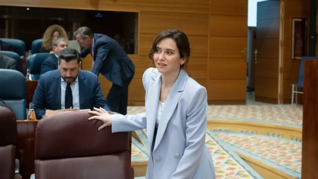 Ayuda de 4.000€ de Isabel Díaz Ayuso: el respiro de la Comunidad de Madrid