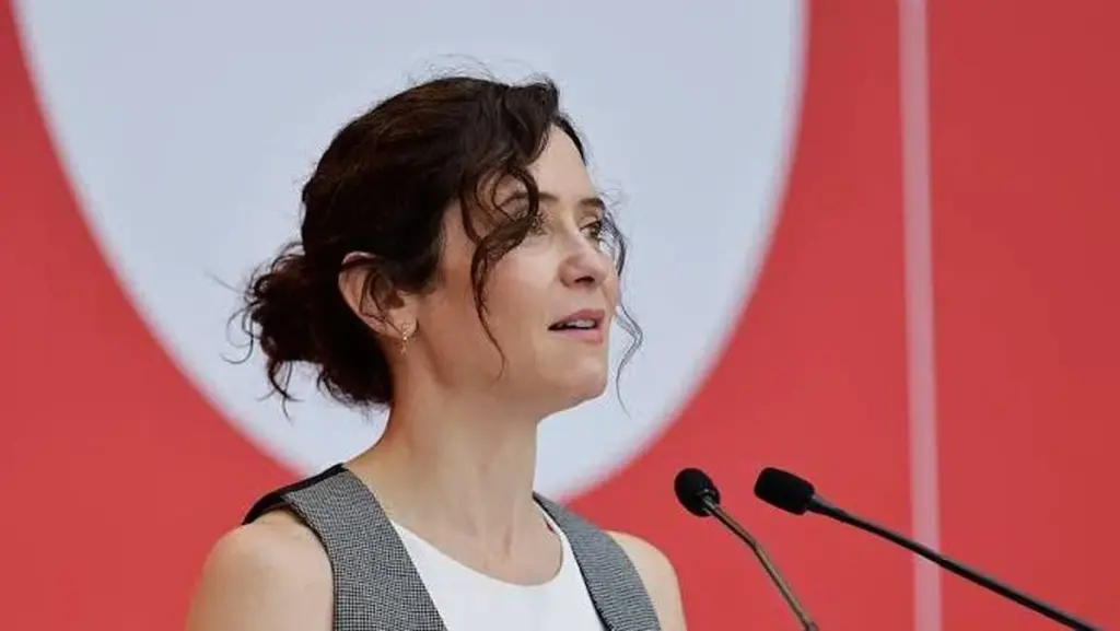 Ayuda en casa: la Comunidad de Madrid paga 4.000€ por trabajar legal
