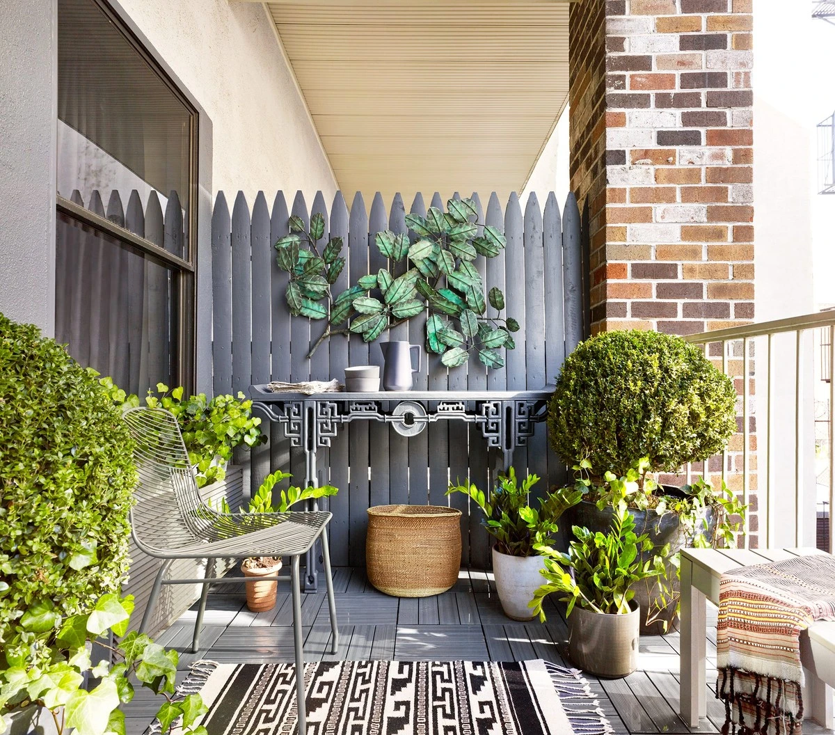 Balcón pequeño: el truco de diseño de interiores para ganar un 20% de espacio - image 1