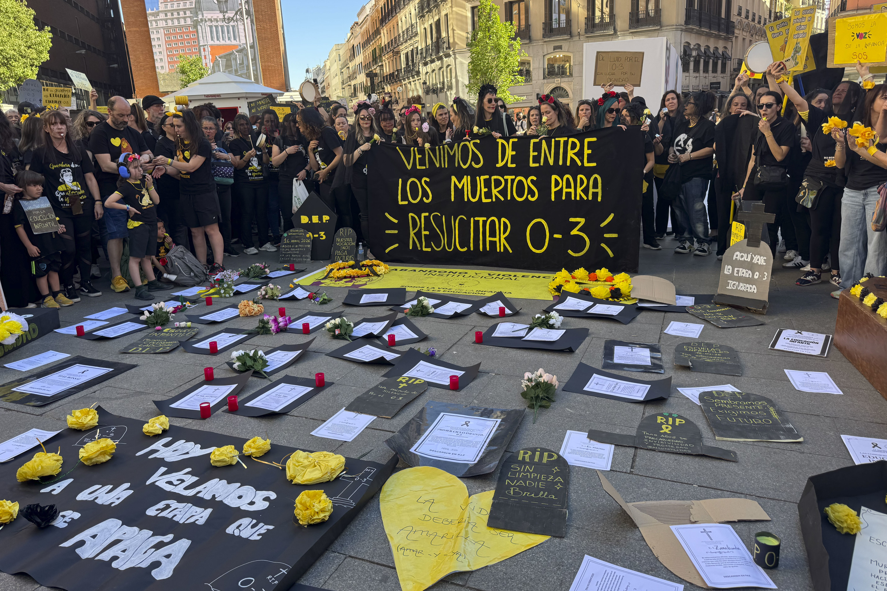 Concentración en Madrid en defensa de las escuelas infantiles.