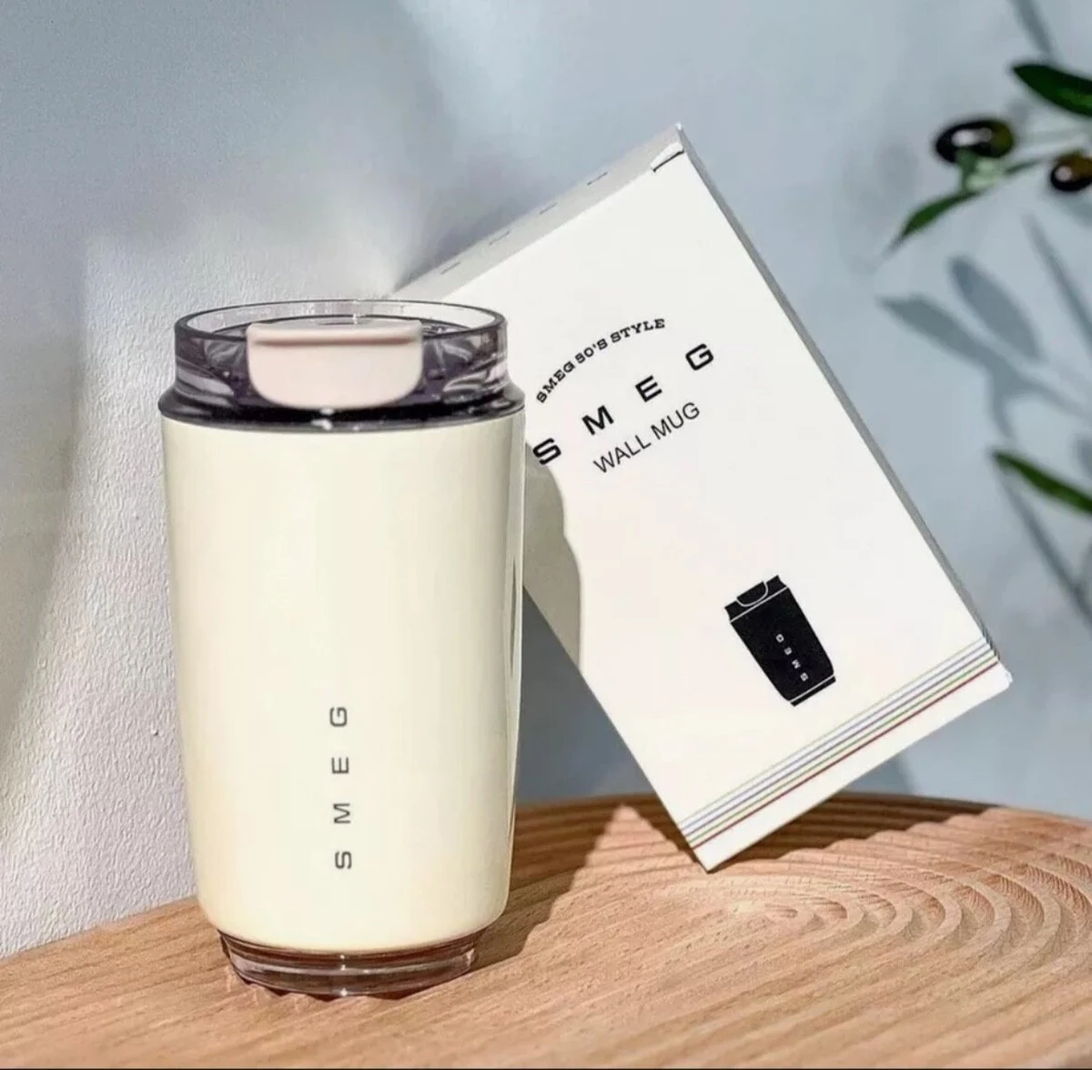 Café frío nunca más: la icónica taza de SMEG en Cdiscount por solo 12€ - image 1