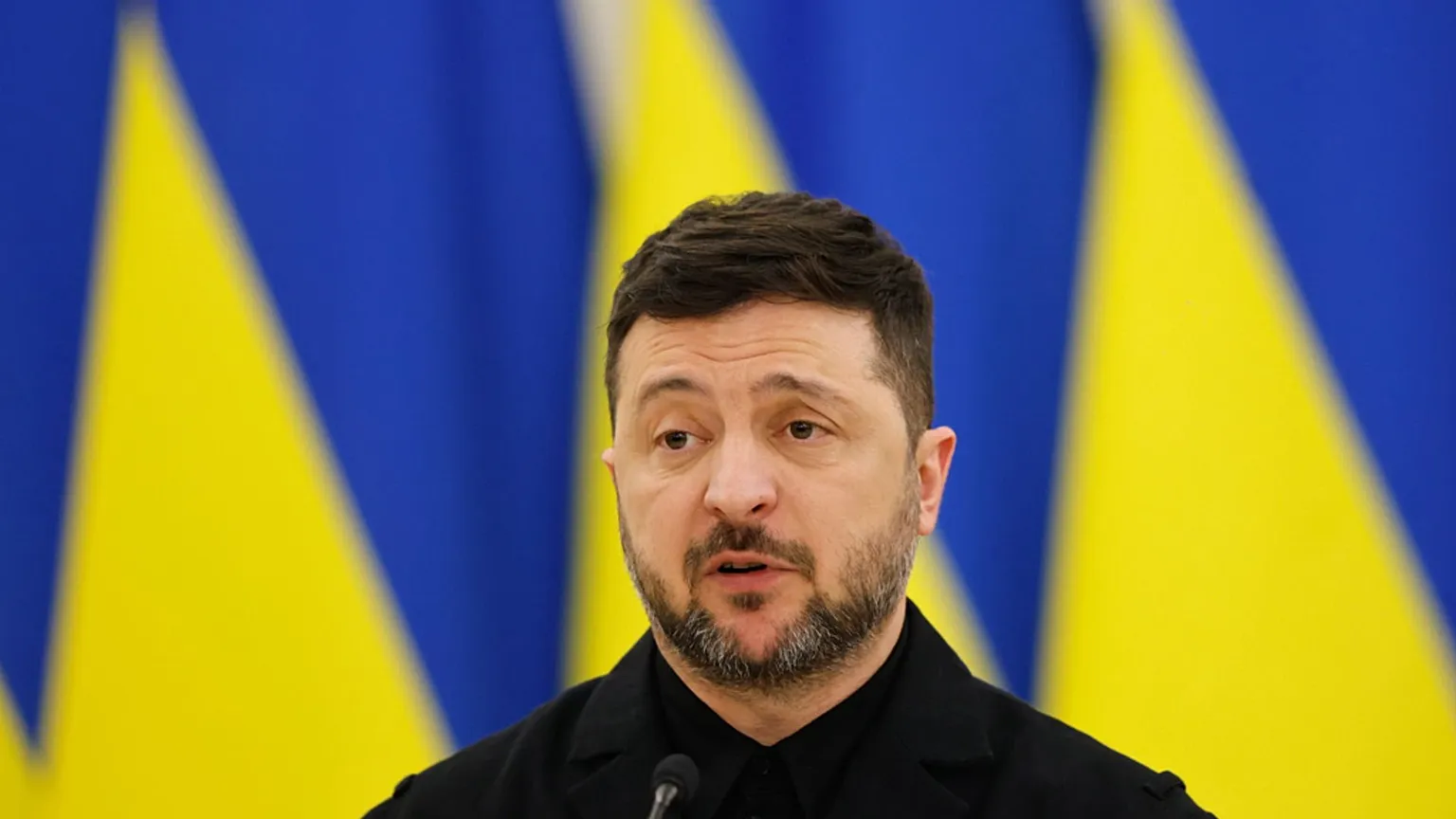 Ukrainian President Volodymyr Zelenskyy speaks during a joint press conference at the Presidential palace in Vilnius, Lithuania, 25 January 2026
