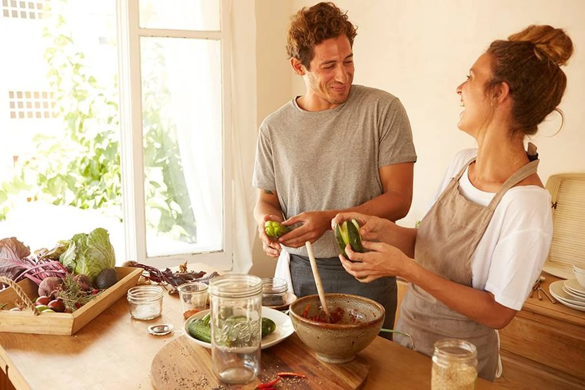 Cómo tu pareja puede ayudarte a no quemarte: el secreto de las parejas que van lejos - image 1