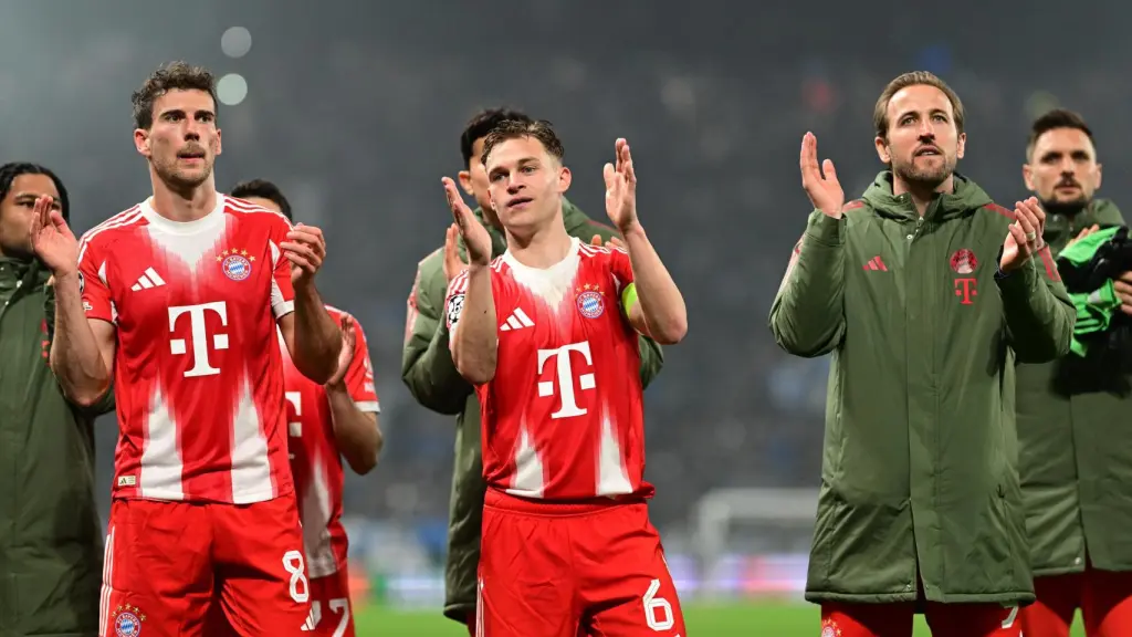Los futbolistas del Bayern celebran un gol contra el Atalanta.