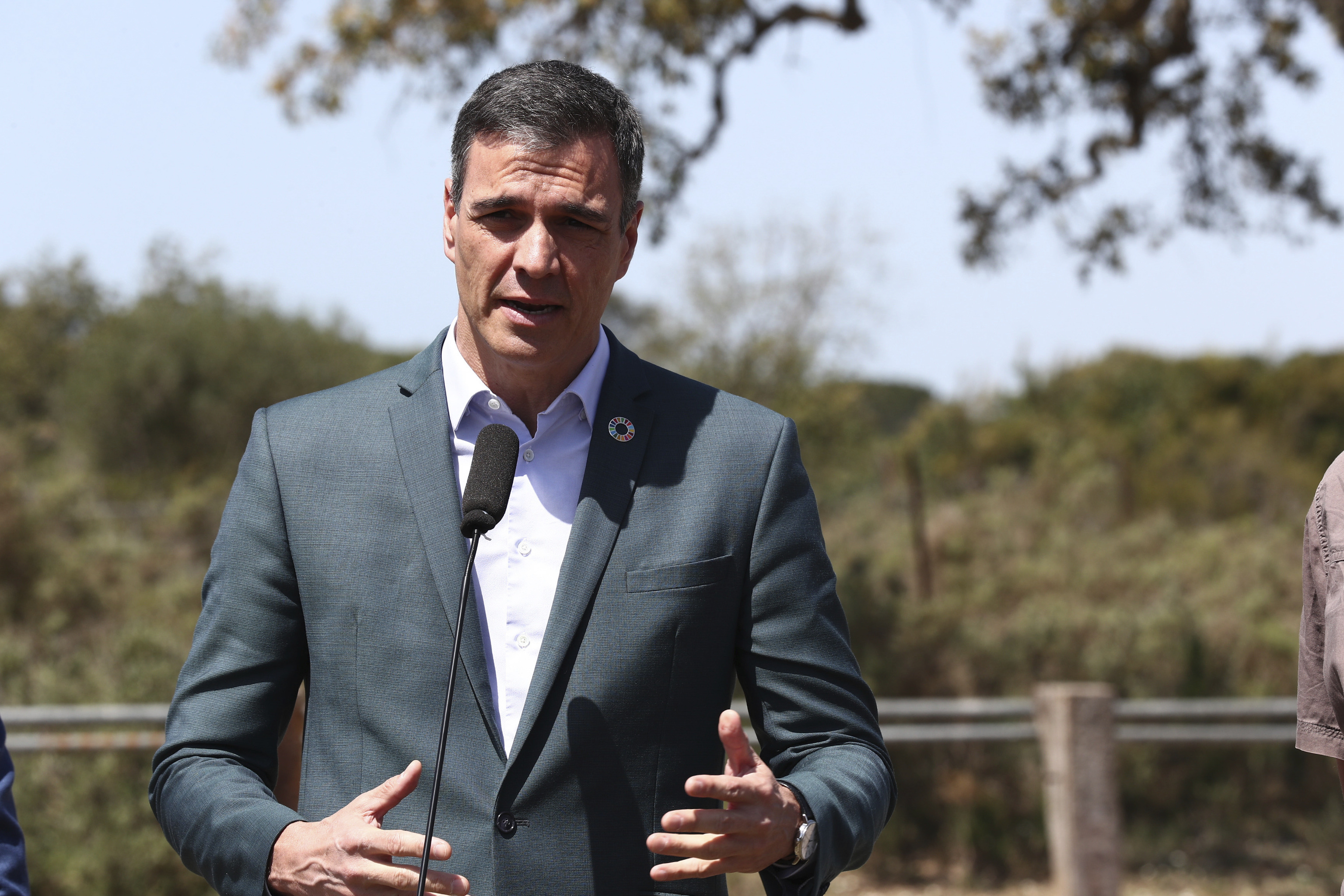 Pedro Sánchez, durante una visita el Parque Nacional de Doñana en 2023.