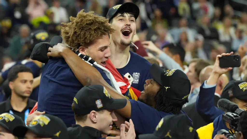 Aday Mara celebra el título de la NCAA.