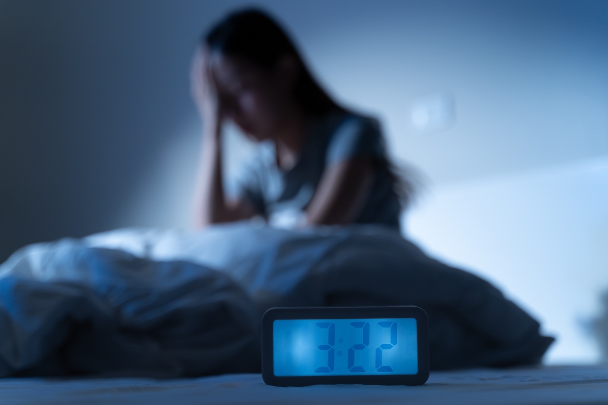 Cada vez más personas sufren dificultades para dormir o mantener el sueño. (Adobe Stock)